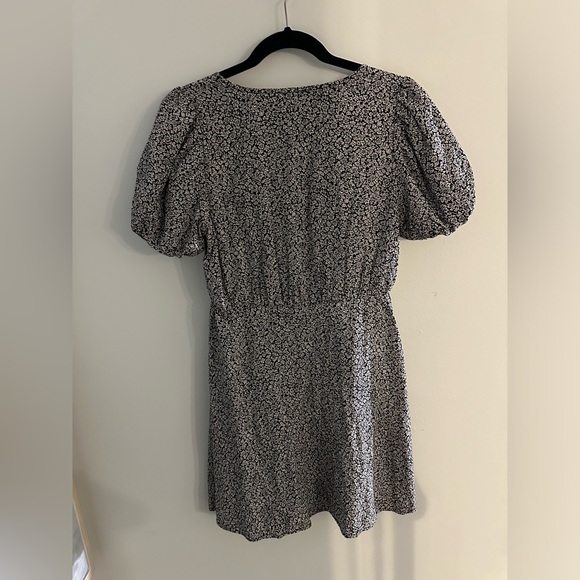 Madewell Challis Wrap Mini Dress in Tudor Floral - Picture 3 of 7